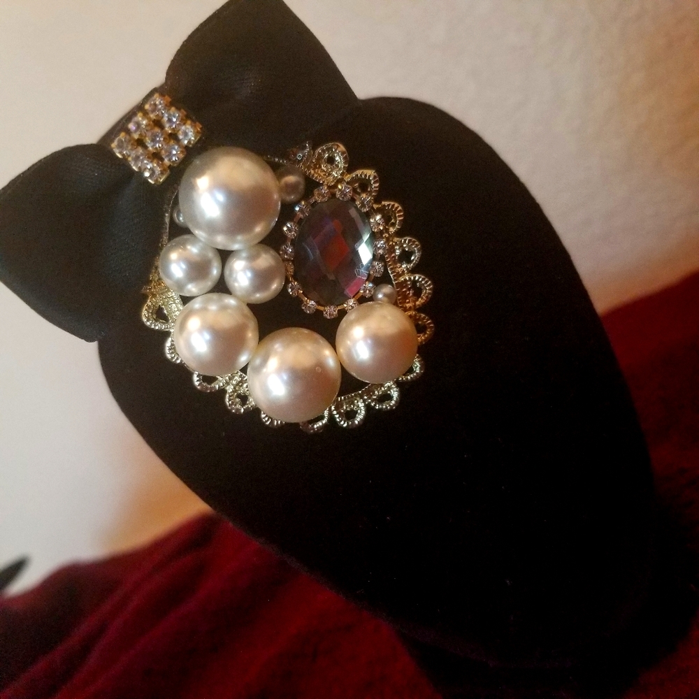 Women Vintage Brooch
